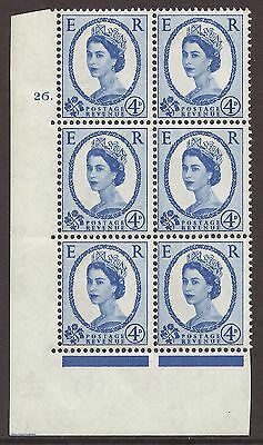 4d Multi Crowns on White cylinder 26 Dot perf type A (E I) MNH