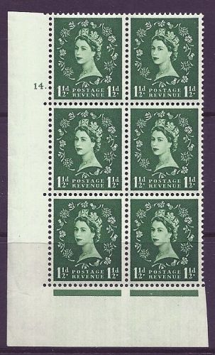 S26g 1½d Wilding Edward Crown unlisted Re-touch cyl 14 Dot UNMOUNTED MINT