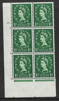 1½d Wilding Multi Crown on Cream Cyl 15 Dot perf A(E I) UNMOUNTED MINT