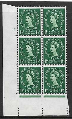 1½d Wilding Multi Crown on White Cyl 15 No Dot perf A(E I) UNMOUNTED MINT