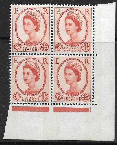 S98c 4½d Wilding Phosphor with Phantom Frame Block of 4 UNMOUNTED MINT