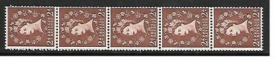 S38 2d Wilding Edward Crown Vertical coil strip UNMOUNTED MINT MNH