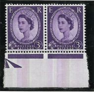 3d Wilding Violet Phosphor with all over phosphor wash pair UNMOUNTED MINT