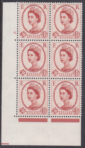 4½d Wilding Multi Crowns on Cream Cyl 6 Dot perf A(E I) UNMOUNTED MINT