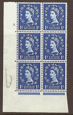 1d Multi Crowns on White cylinder 5 Dot perf type A (E I) UNMOUNTED MINT