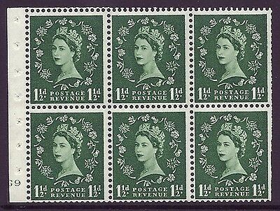 SB62 Wilding booklet pane cylinder G9 No Dot - Very Lightly Mounted mint