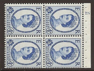 SB106a Wilding booklet pane Crowns Cyl N4 No Dot perf type I UNMOUNTED MNT MNH