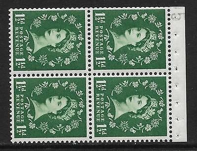 SB69a Wilding booklet pane Crowns White perf type I UNMOUNTED MNT MNH