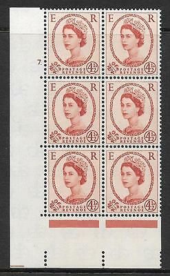 4½d Wilding Multi Crown on Cream Cyl 7 Dot perf A(E/I) UNMOUNTED MINT