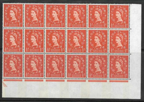 Sg S12a ½d Wilding Phos NB Right huge corner marginal piece UNMOUNTED MINT