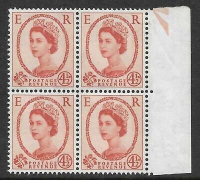 S98ab 4½d Wilding Typo 6mm band at right block of 4 UNMOUNTED MINT