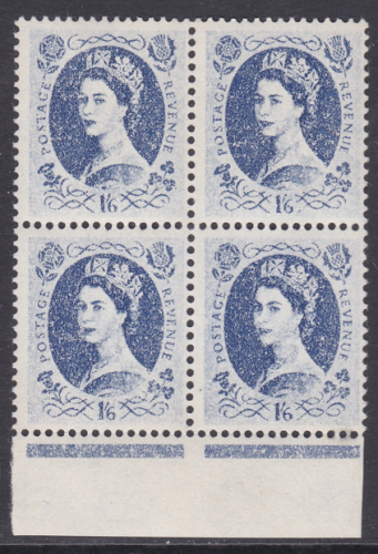 S152 variety 1 6 Multi Crowns on Cream Very dry print blck of 4 UNMOUNTED MINT