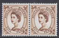 S103a 5d Wilding Spot by E of postage R4 8 Pair UNMOUNTED MINT
